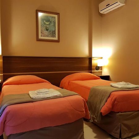 Astro Hotel เซาโจเซดอสกัมปอส ภายนอก รูปภาพ